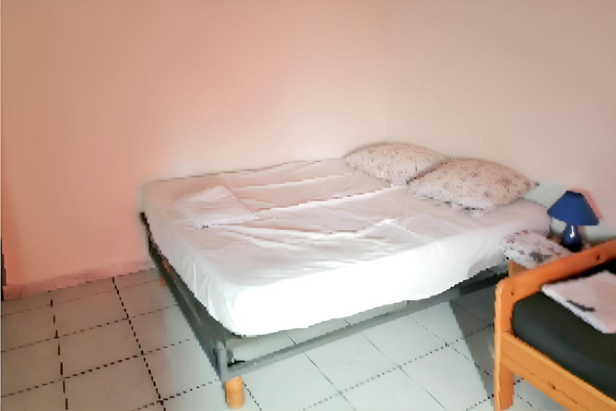 Appartement Charmant A Avignon 50 M² Terrasse Privee Exteriör bild